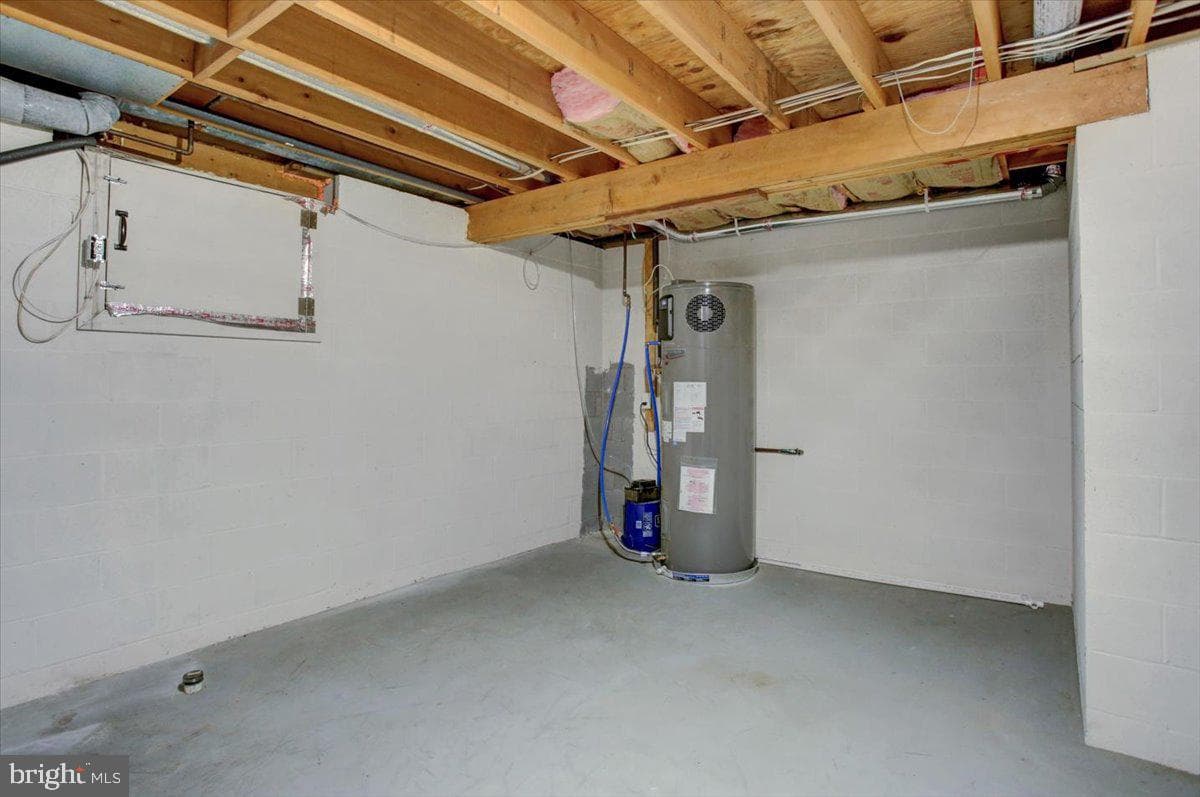12930 Oak Hill Avenue photo 43