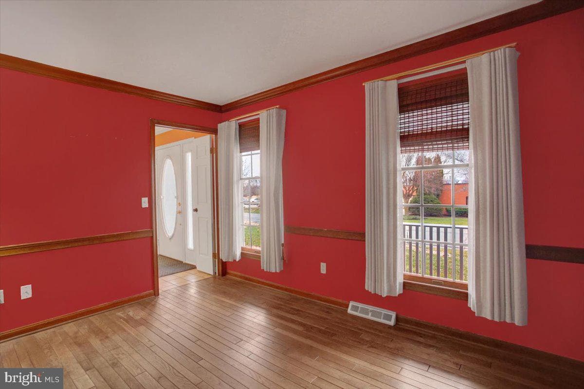 12930 Oak Hill Avenue photo 6