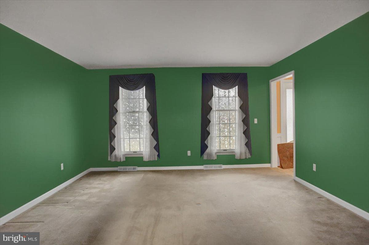 12930 Oak Hill Avenue photo 9