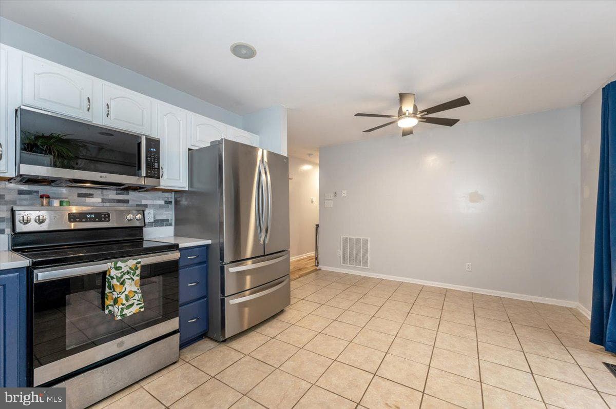 1024 Kasinof Avenue photo 13