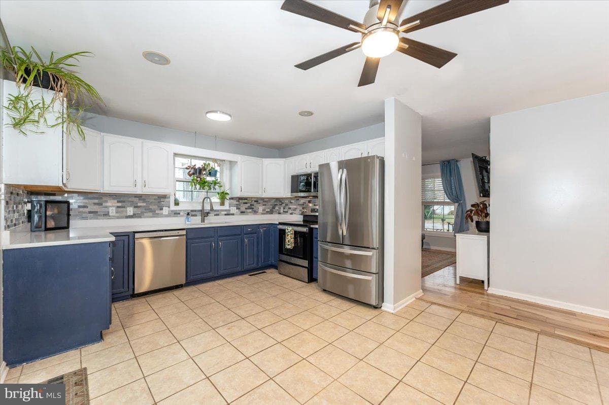1024 Kasinof Avenue photo 16