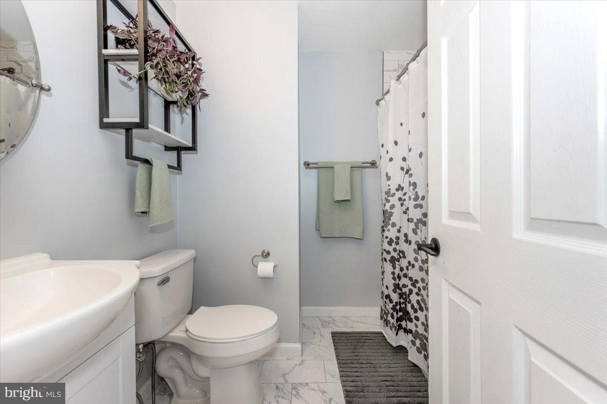 1024 Kasinof Avenue photo 22