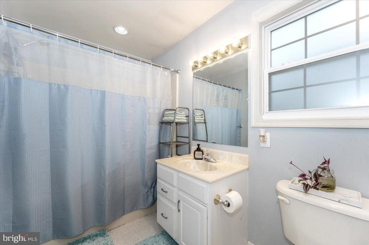 1024 Kasinof Avenue photo 26