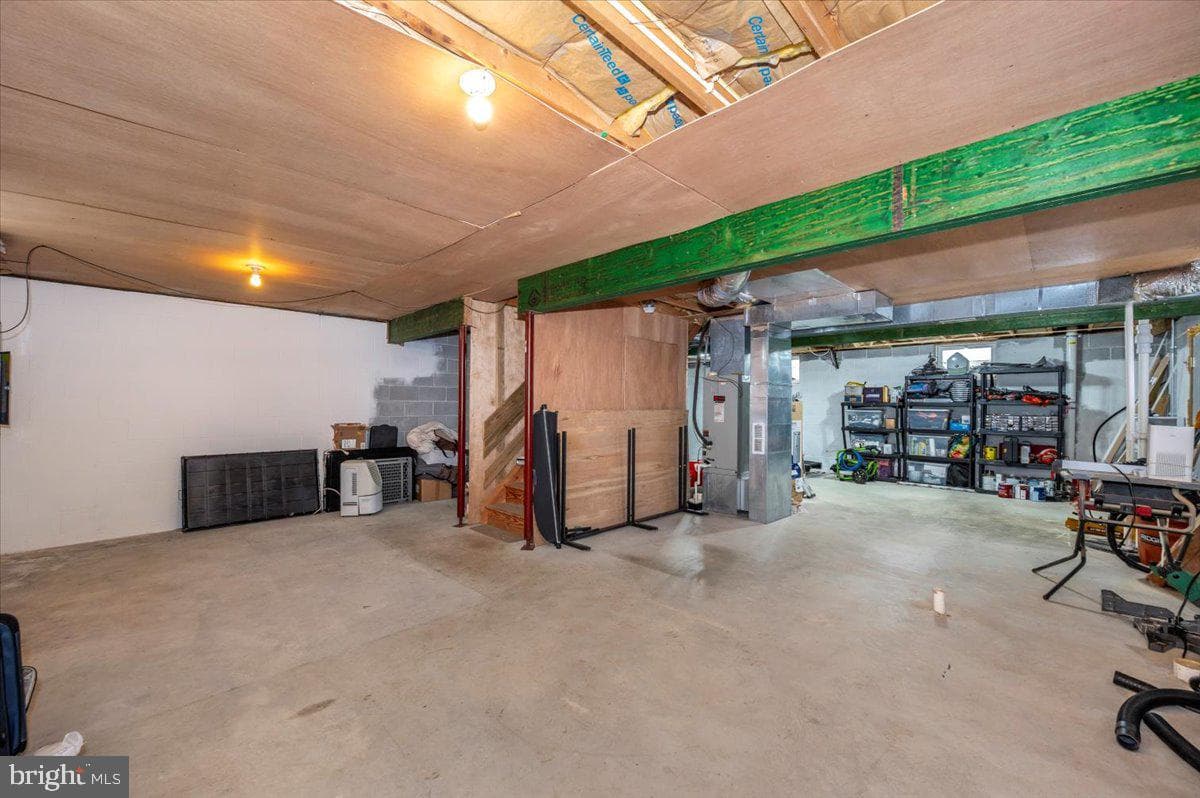 1024 Kasinof Avenue photo 28