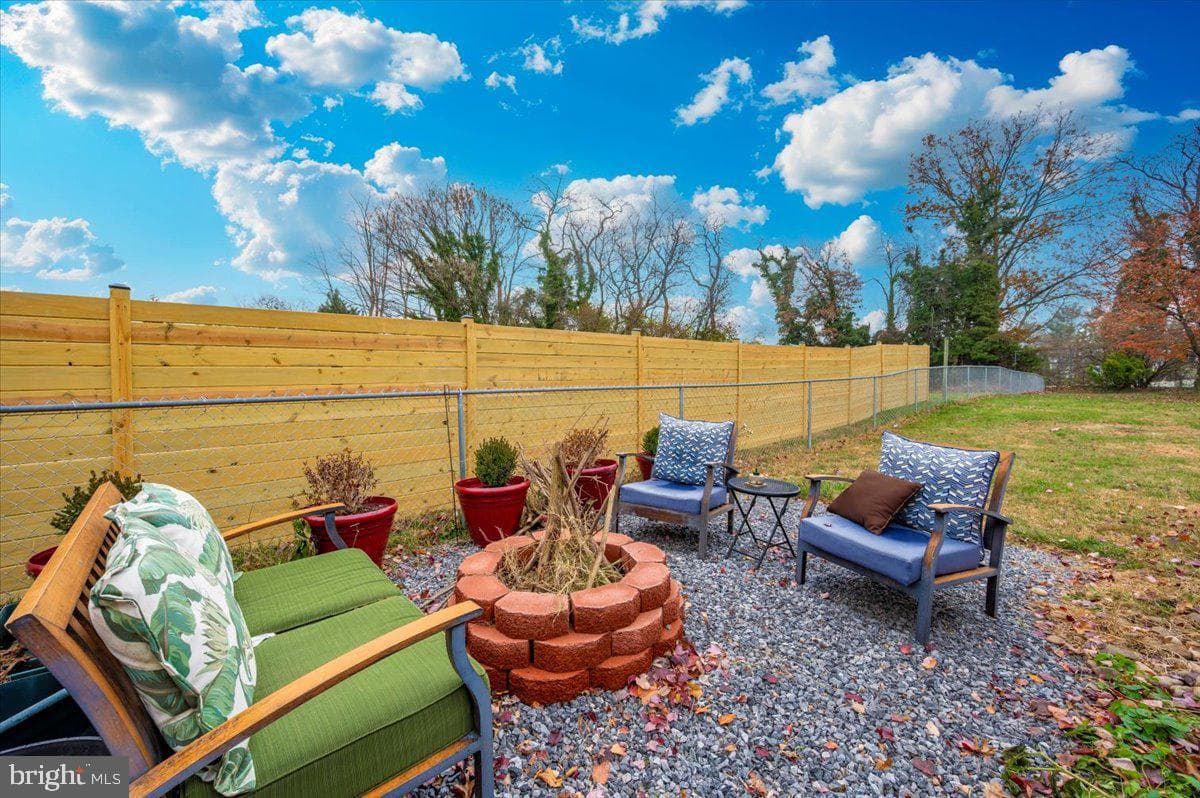 1024 Kasinof Avenue photo 30