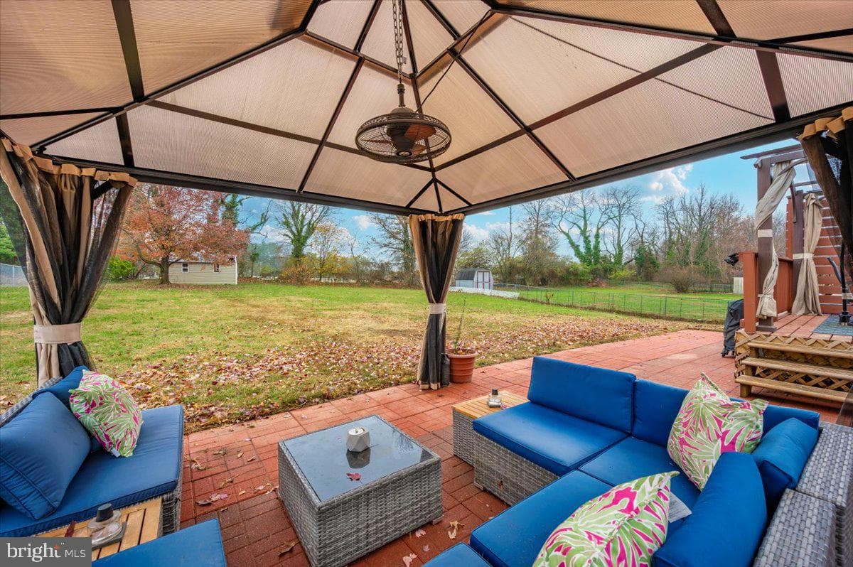 1024 Kasinof Avenue photo 31