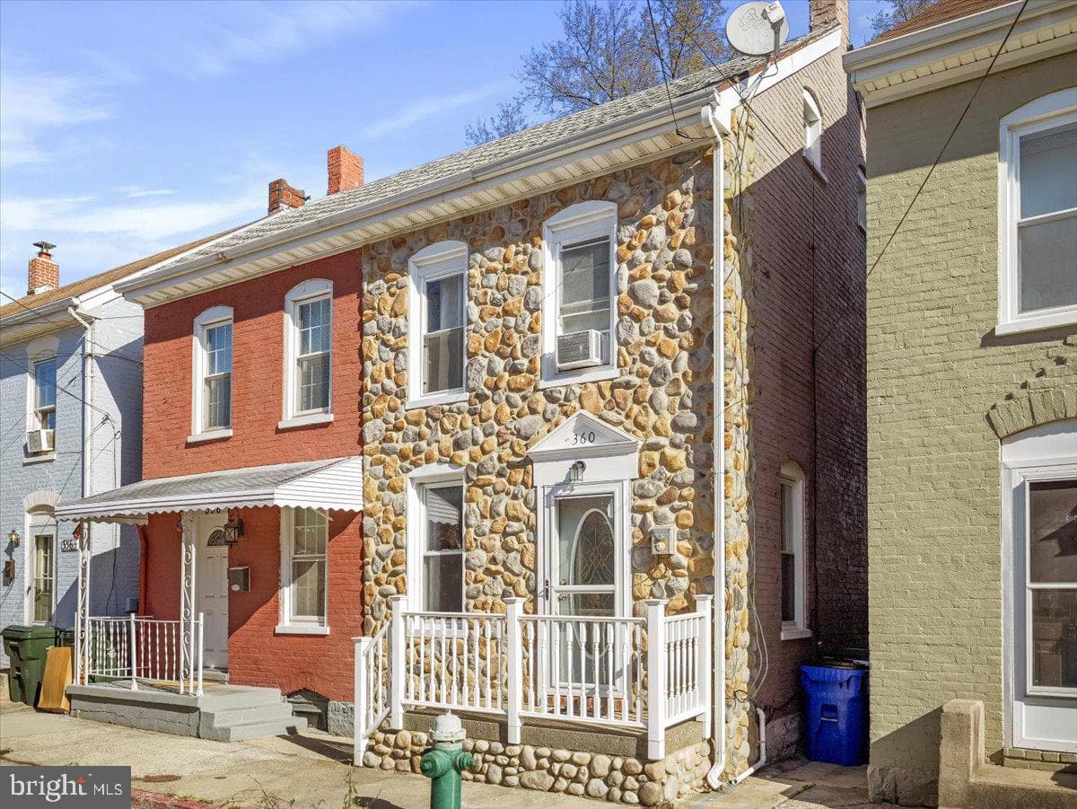 360 S Cannon Avenue photo 2