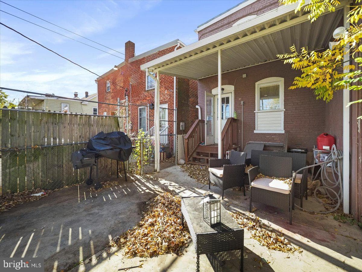 360 S Cannon Avenue photo 20