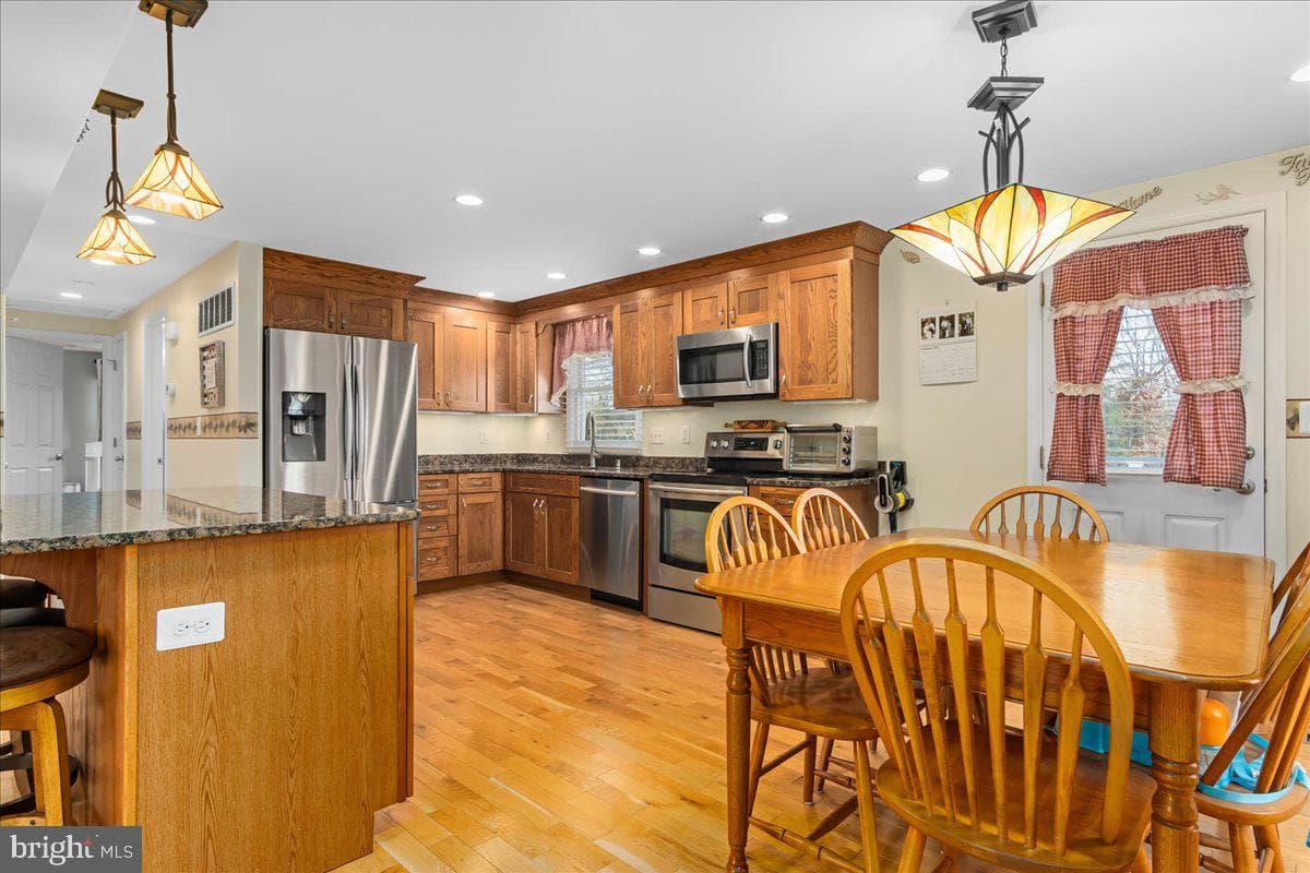 11701 Walnut Point Road photo 18
