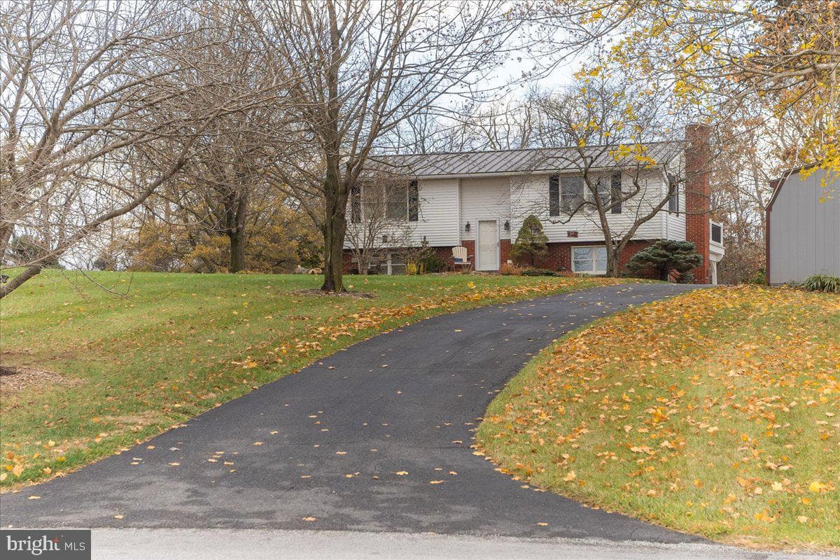 11701 Walnut Point Road photo 2