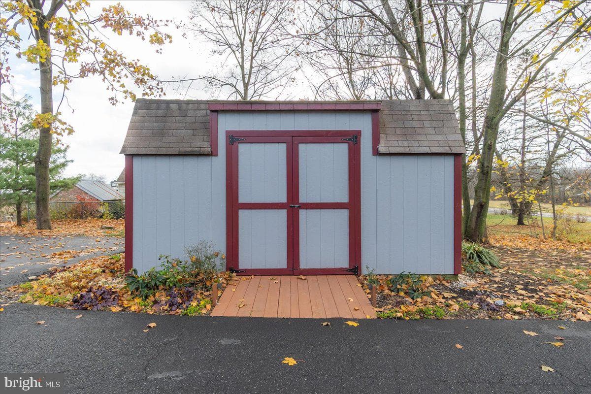11701 Walnut Point Road photo 38