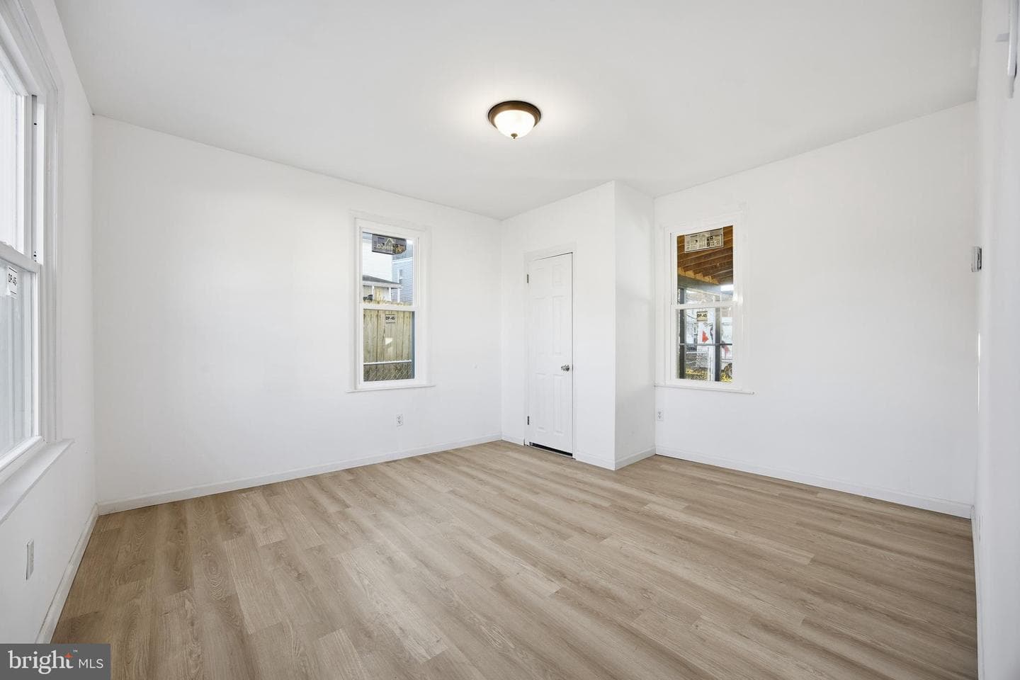 813 Lanvale Street photo 4