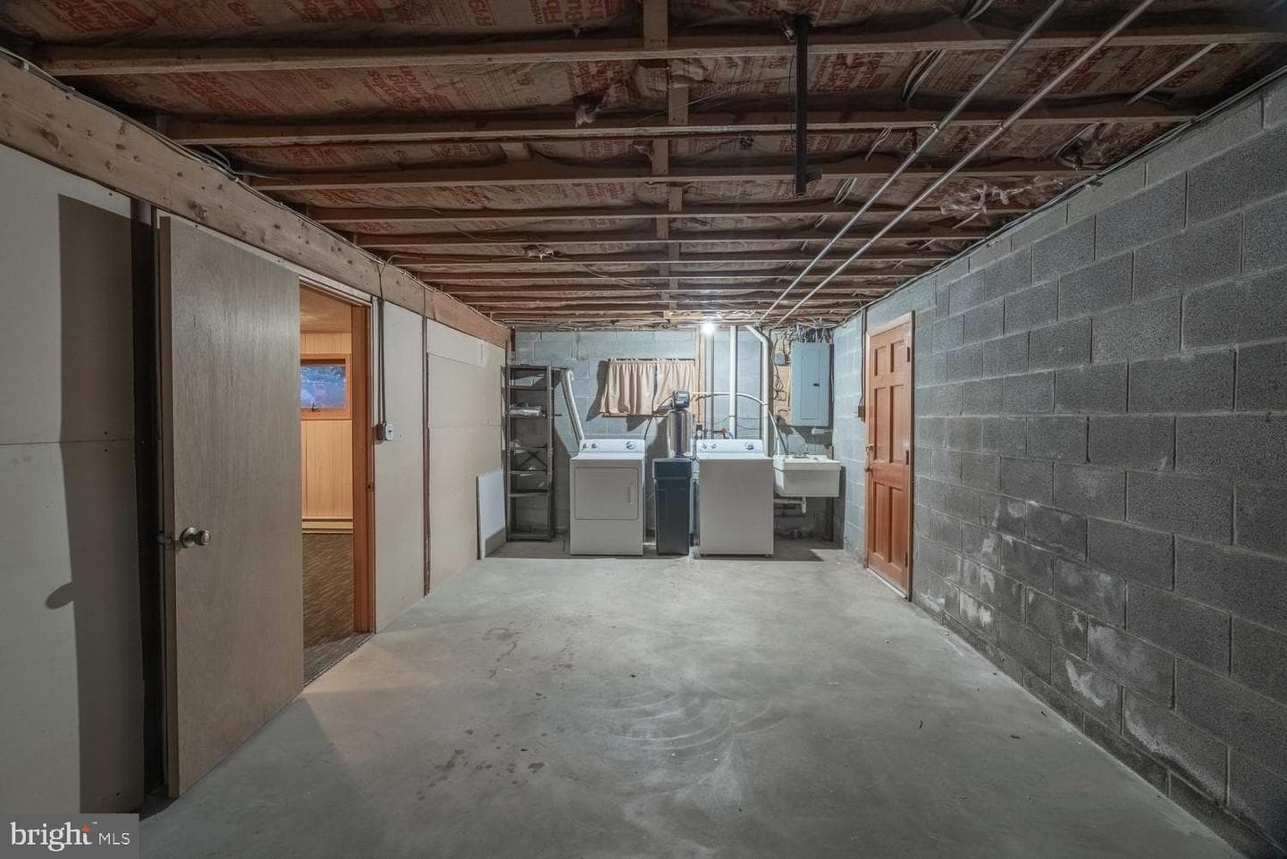17511 Gay Street photo 10