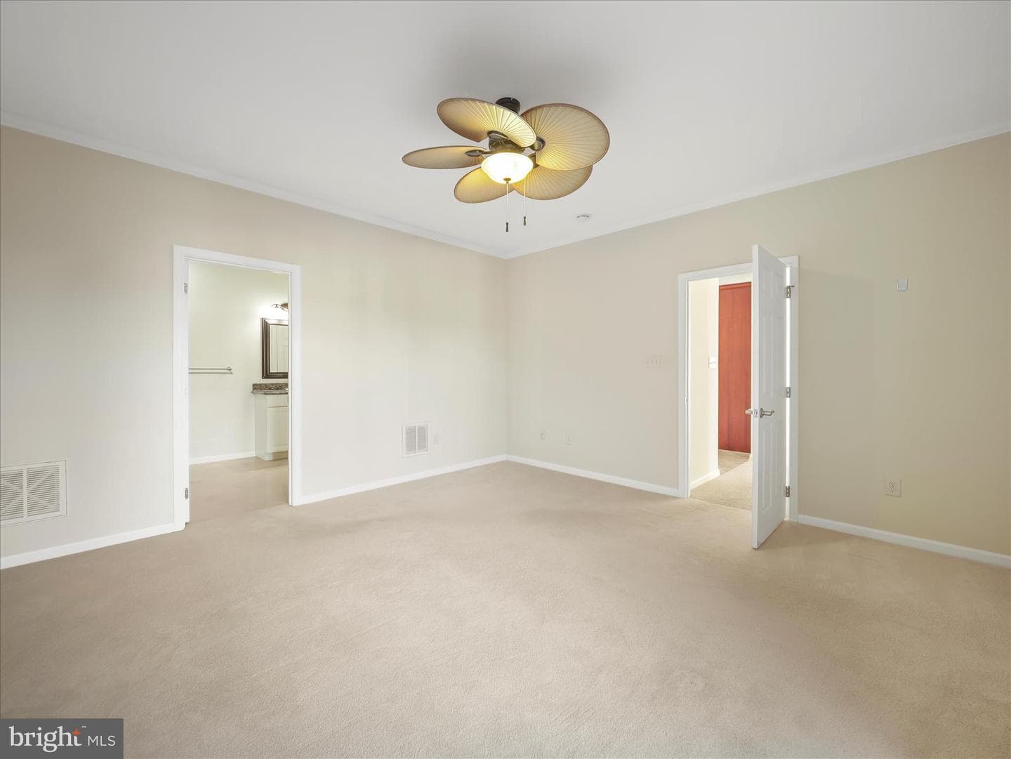 608 Tudor Drive photo 35
