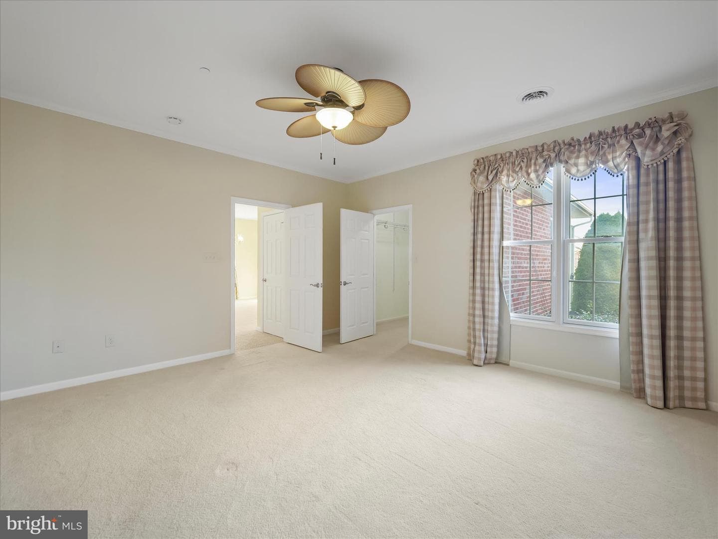 608 Tudor Drive photo 9