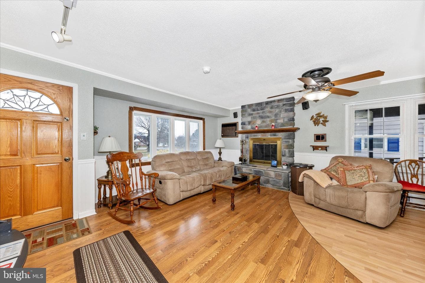 11304 Manse Road photo 5