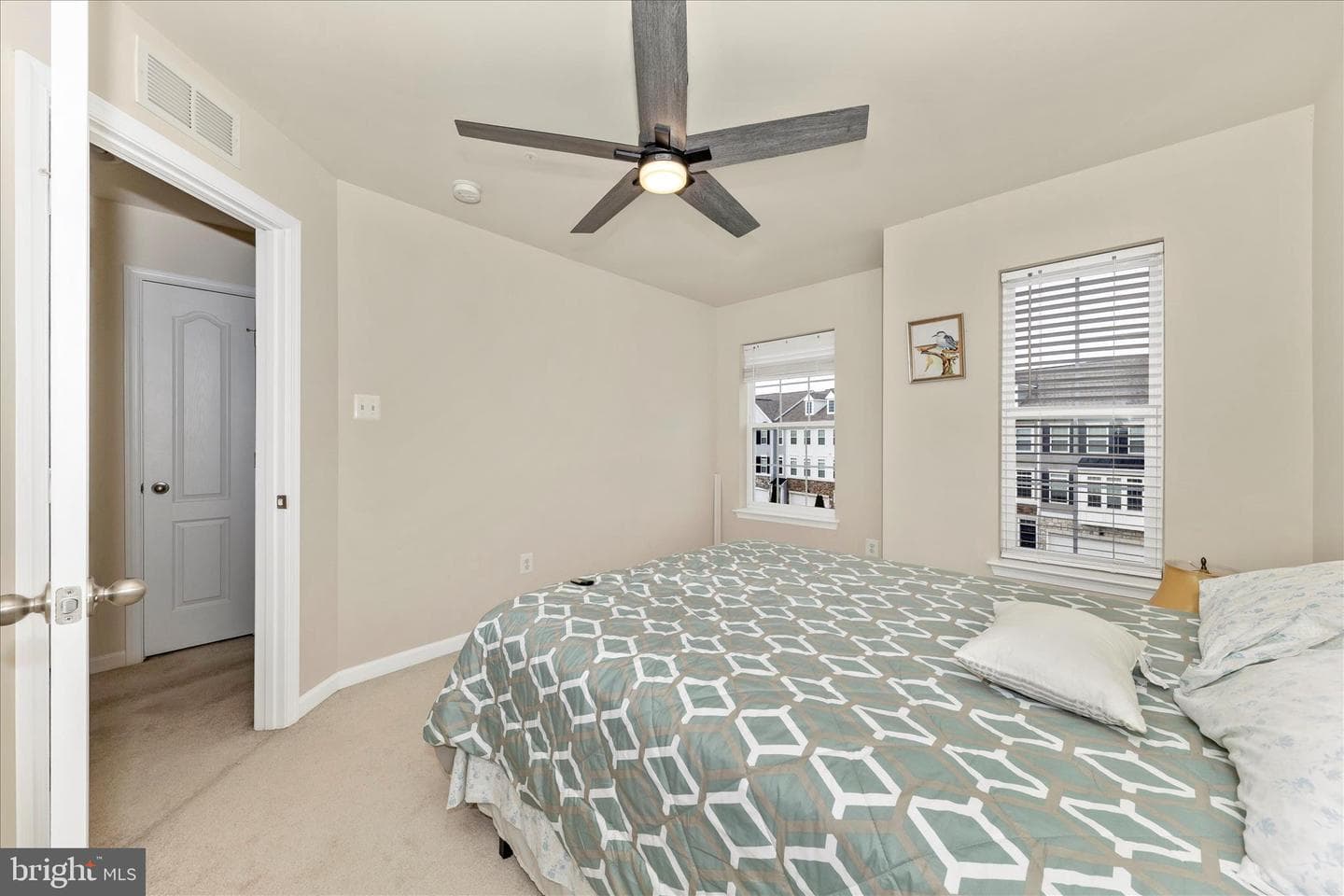 20213 Capital Lane photo 28