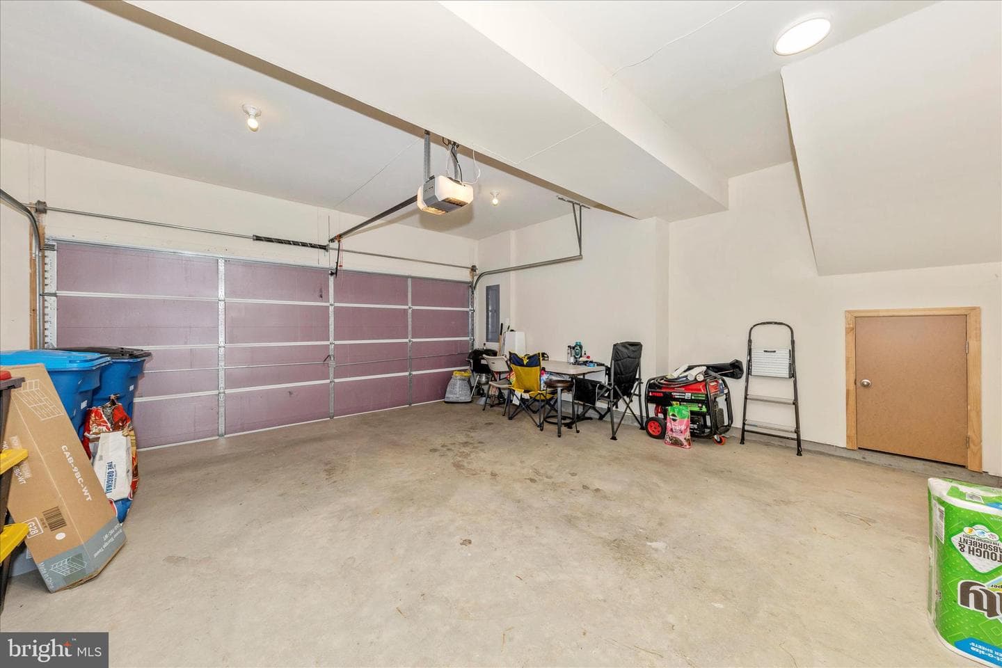 20213 Capital Lane photo 37