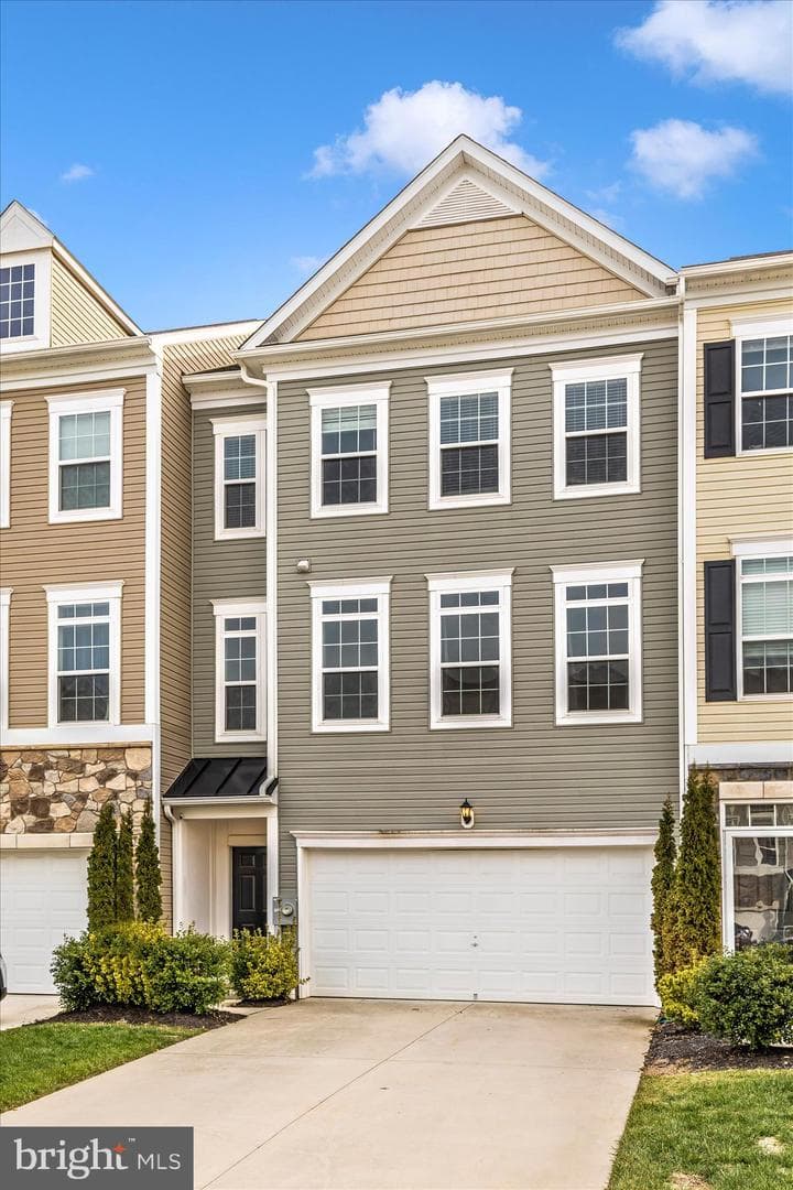 20213 Capital Lane photo 39