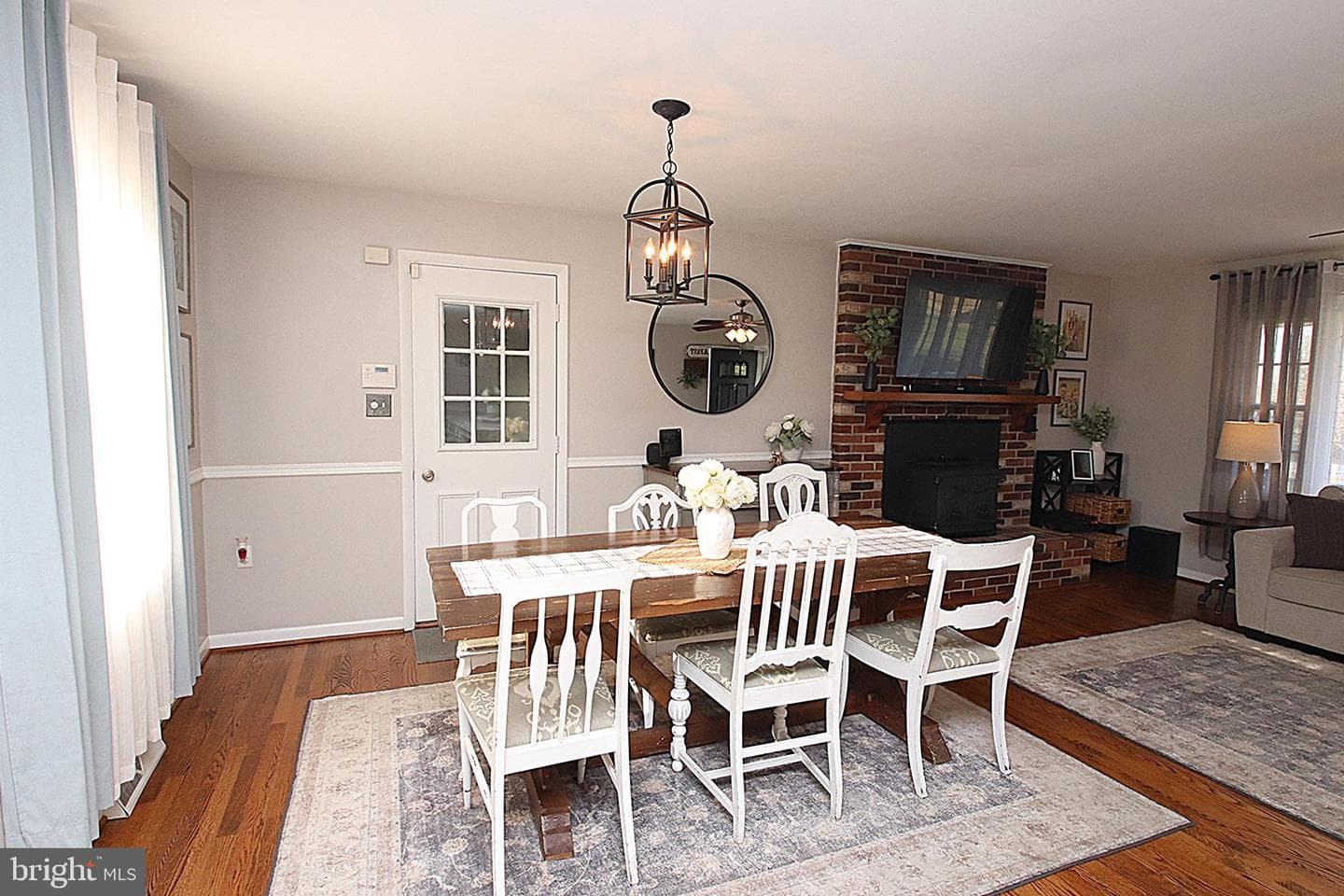 22107 Beaverbrook Drive photo 19