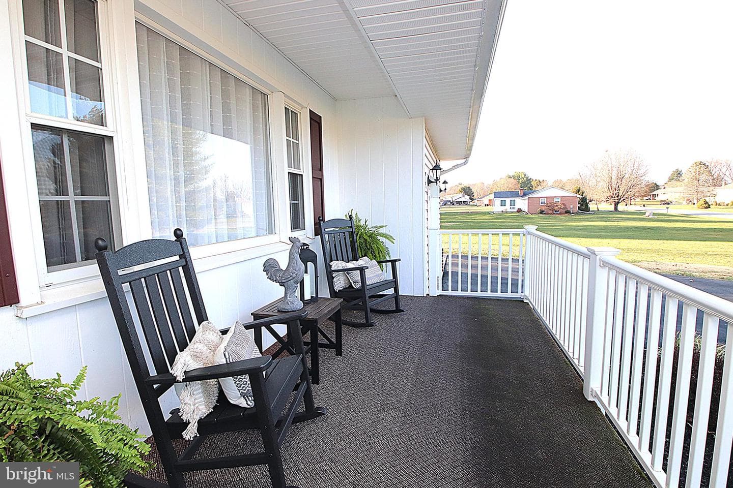 22107 Beaverbrook Drive photo 4