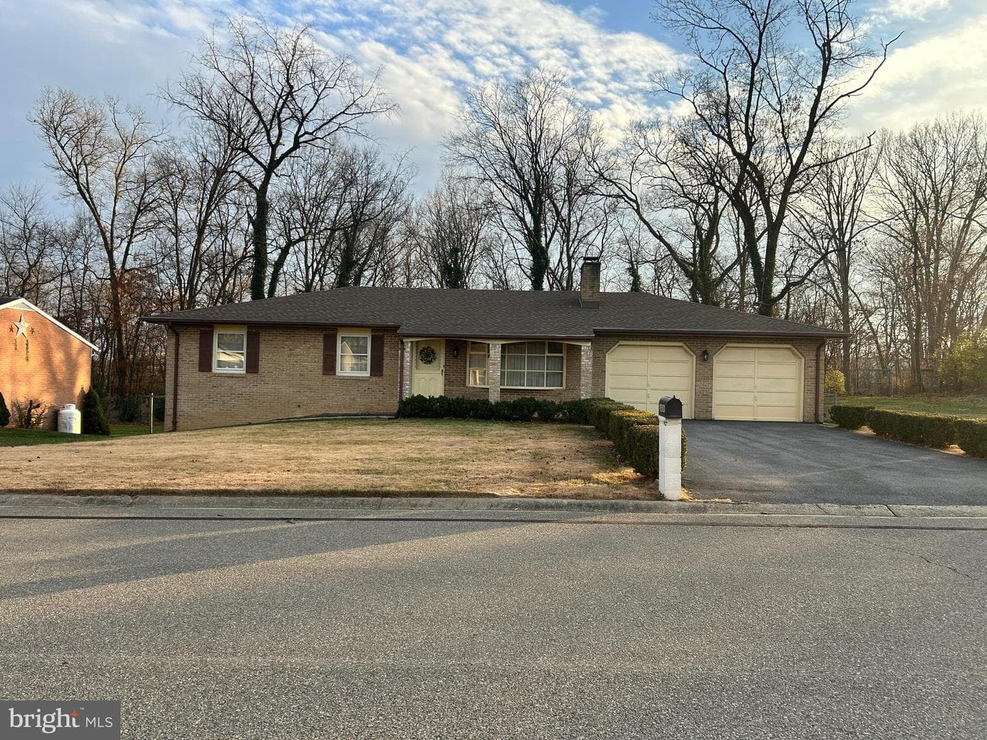 10701 Oak Forest Drive