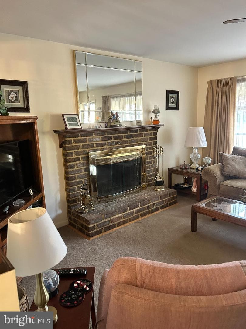 10701 Oak Forest Drive photo 2