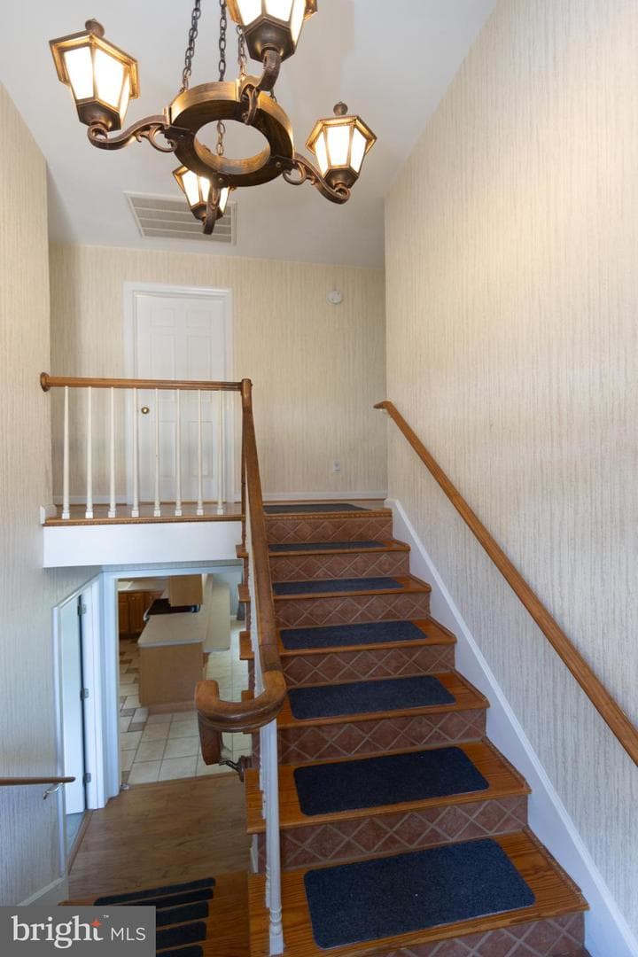 10813 Wilcox Drive photo 3