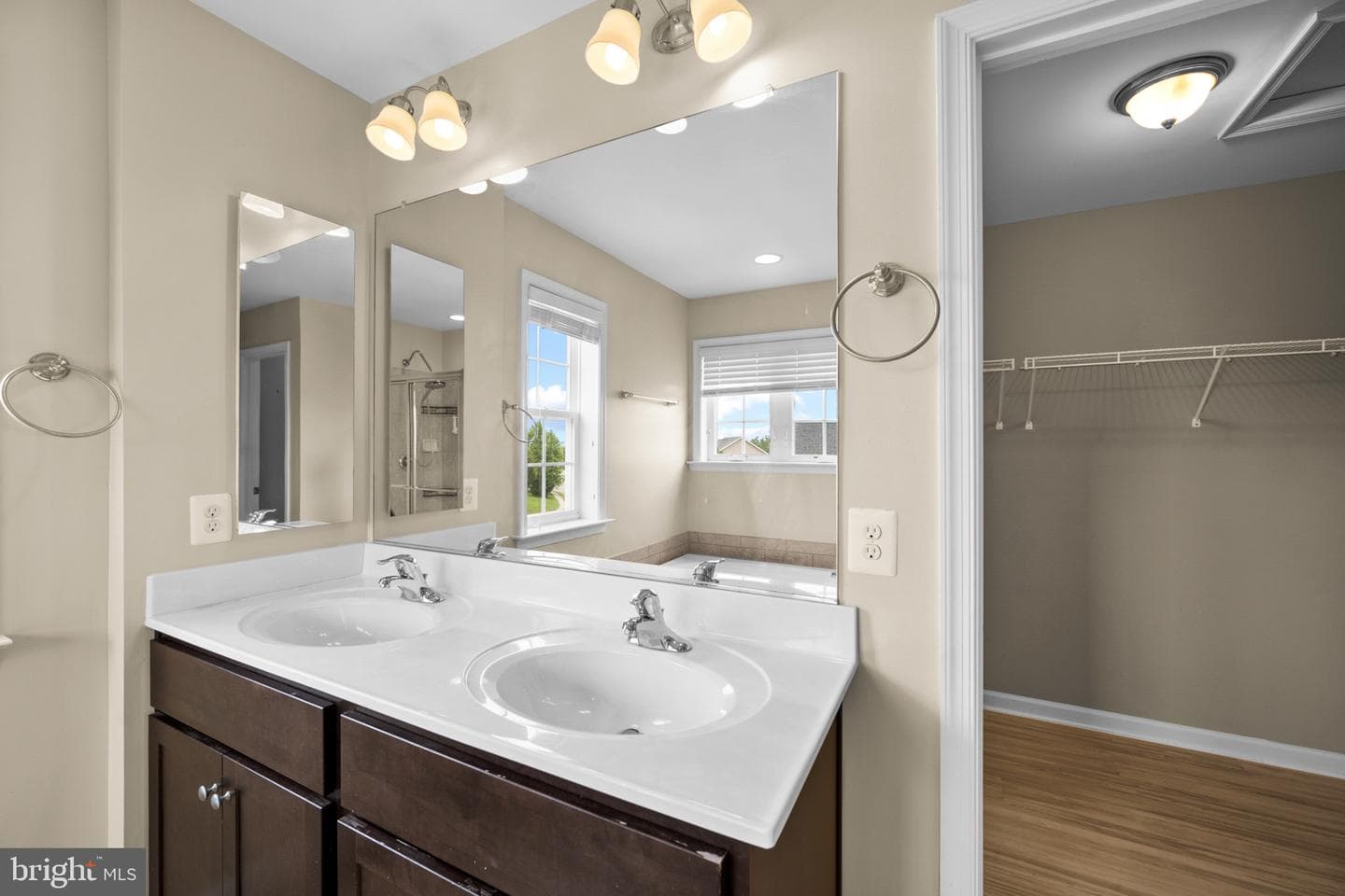 9424 Morning Dew Drive photo 37