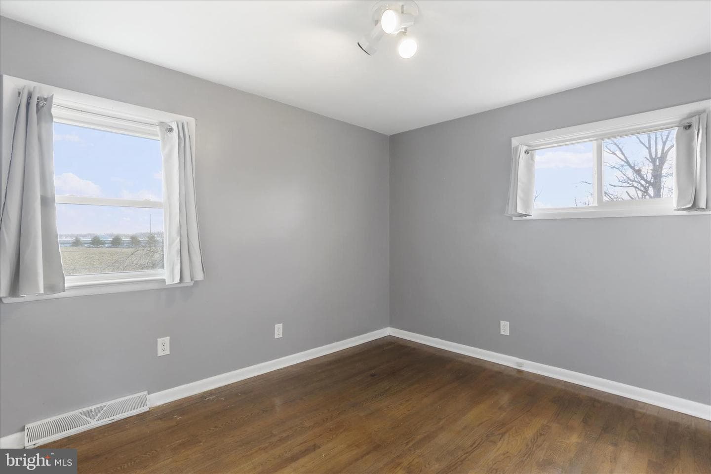 16840 Petmar Circle photo 21