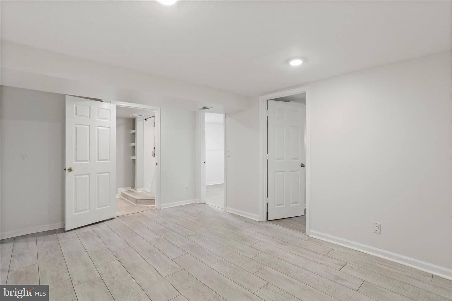 16840 Petmar Circle photo 27