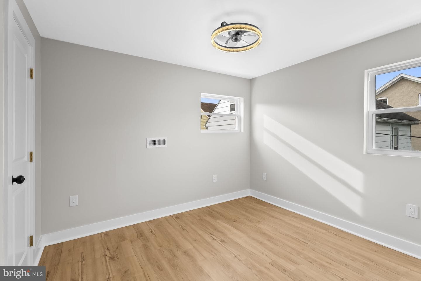 432 Cook Street photo 14