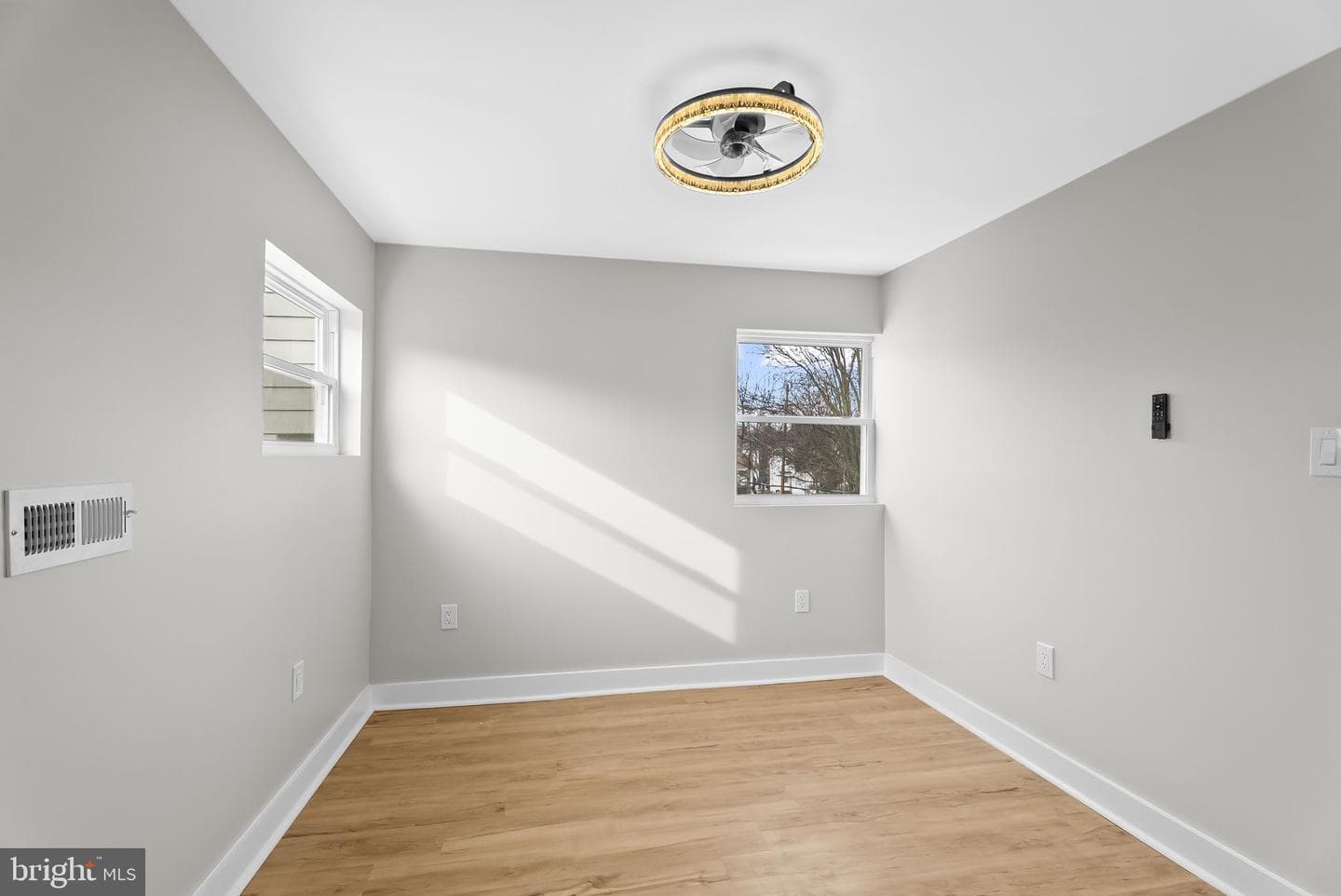 432 Cook Street photo 16