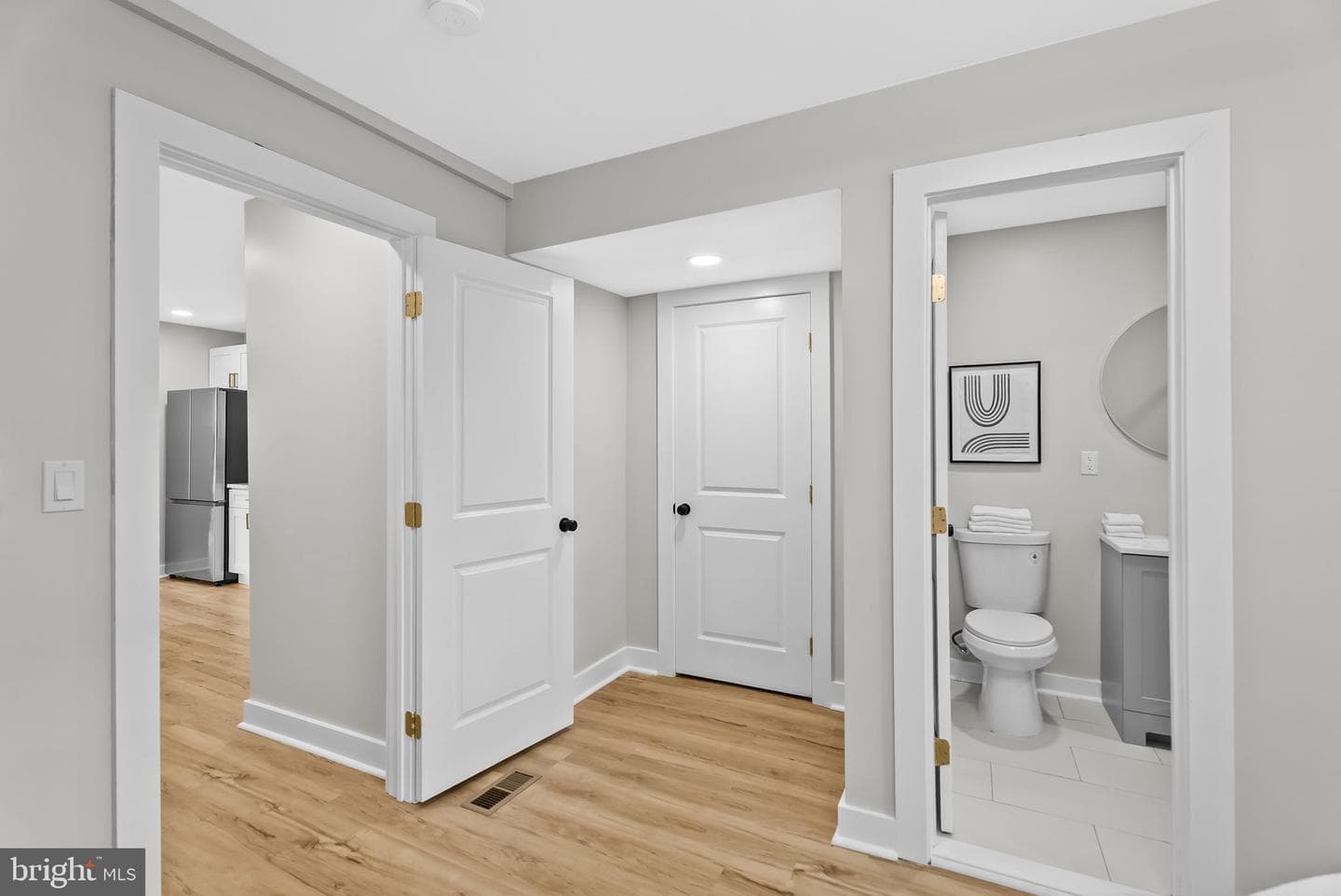 432 Cook Street photo 9