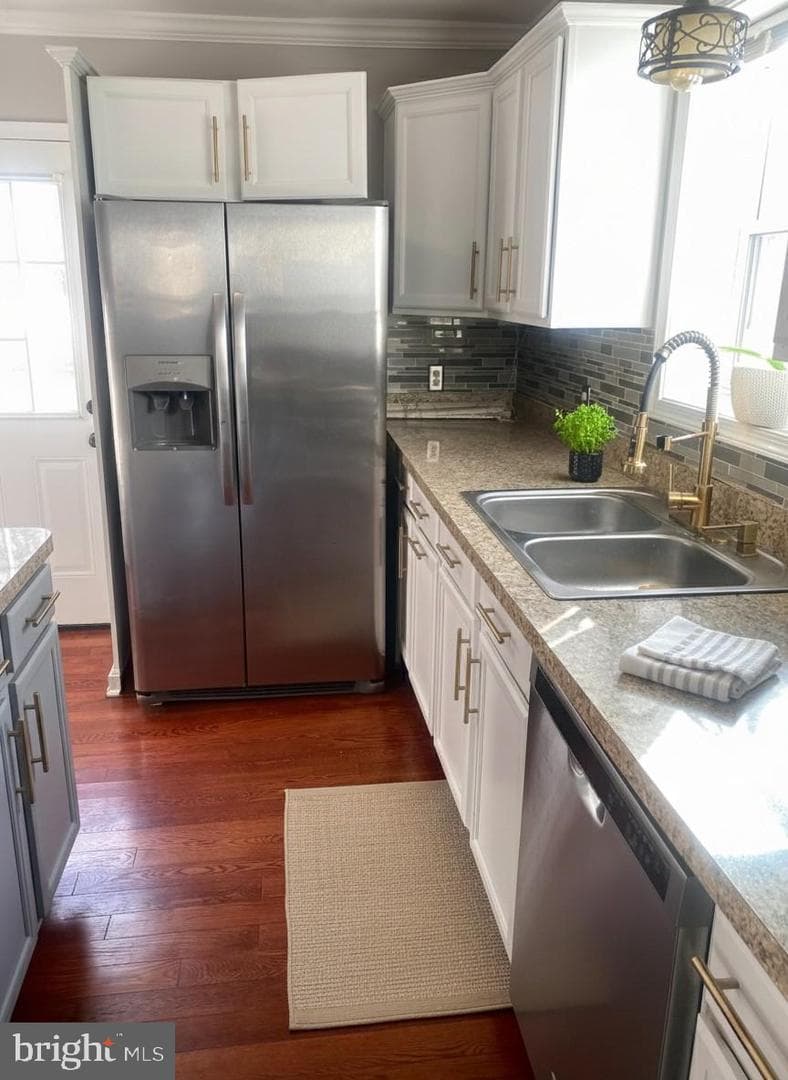 17529 Virginia Avenue photo 8