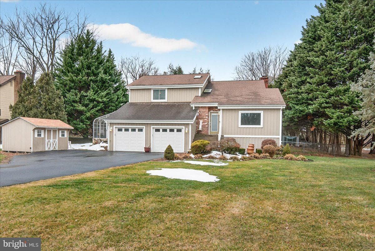 11738 Meadowlark Avenue photo 2