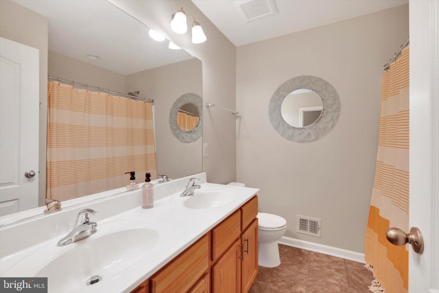 9548 Dumbarton Drive photo 26