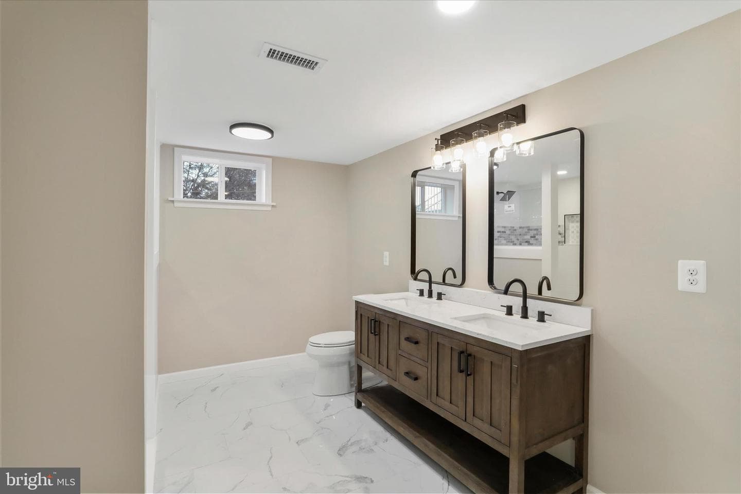 27 Harvard Road photo 18