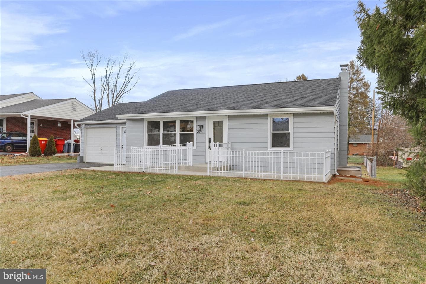 27 Harvard Road photo 2