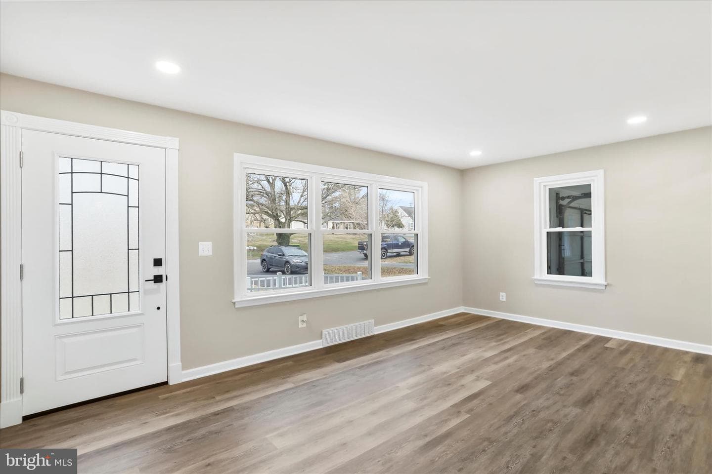 27 Harvard Road photo 5
