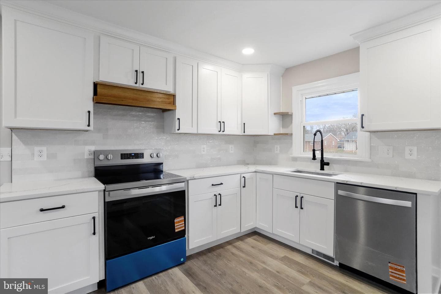 27 Harvard Road photo 7
