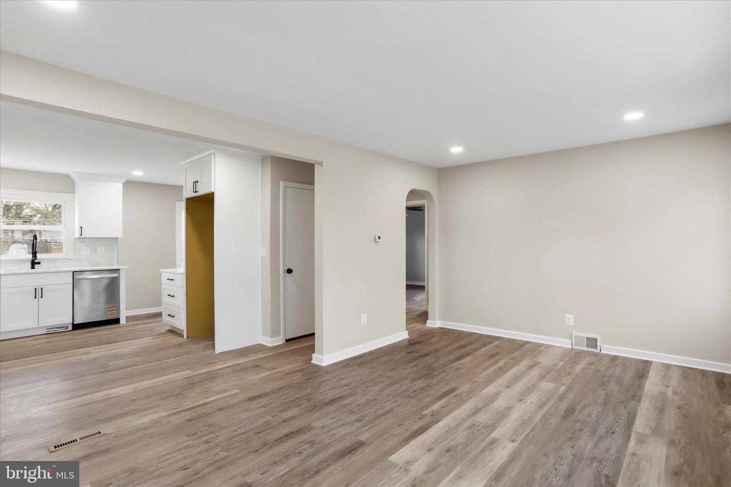 27 Harvard Road photo 9