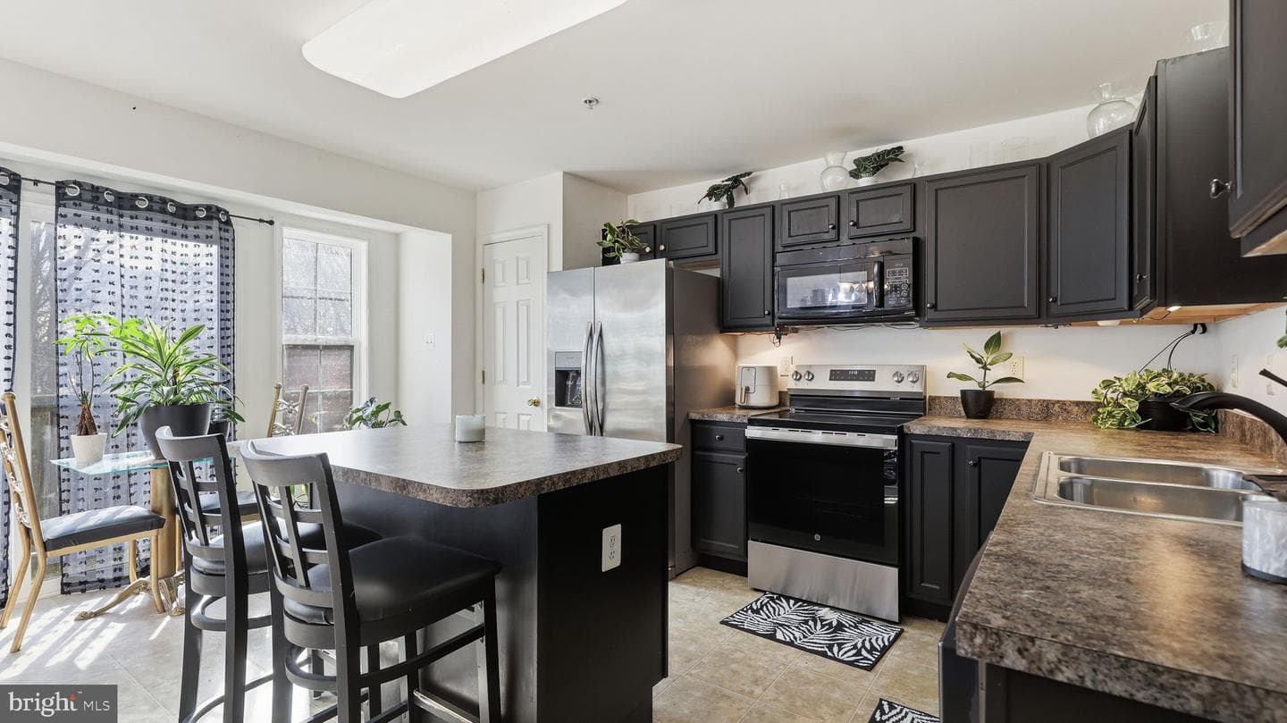 18249 Roy Croft Drive photo 4