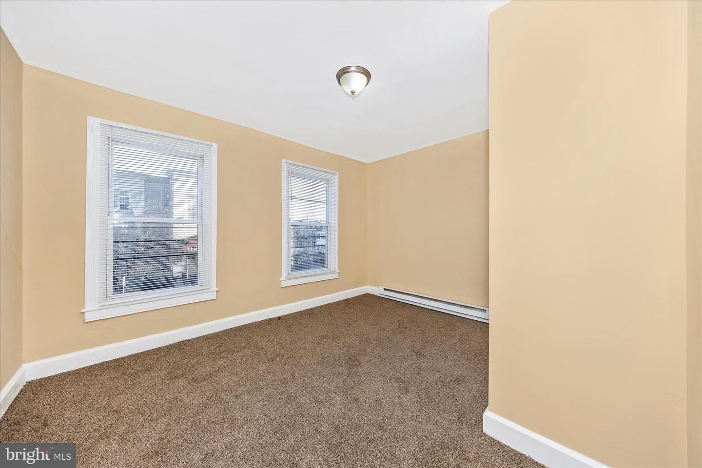 137 E Antietam Street photo 19