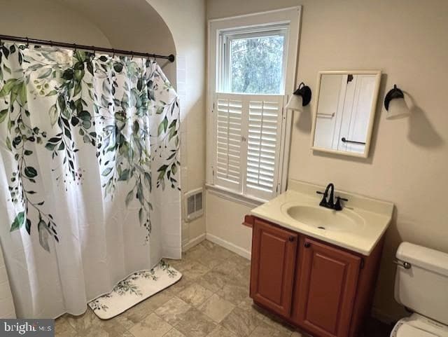 232 E Irvin photo 16