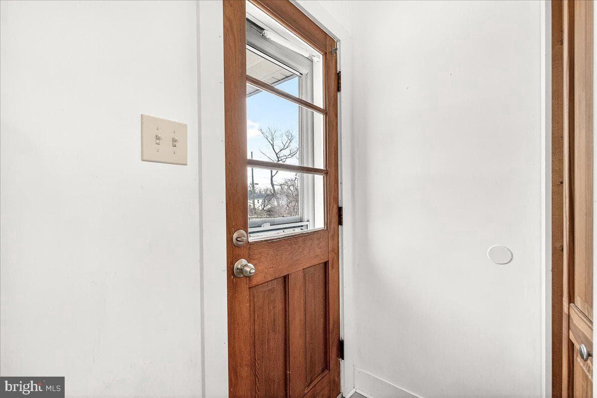 1032 Rose Hill Avenue photo 12