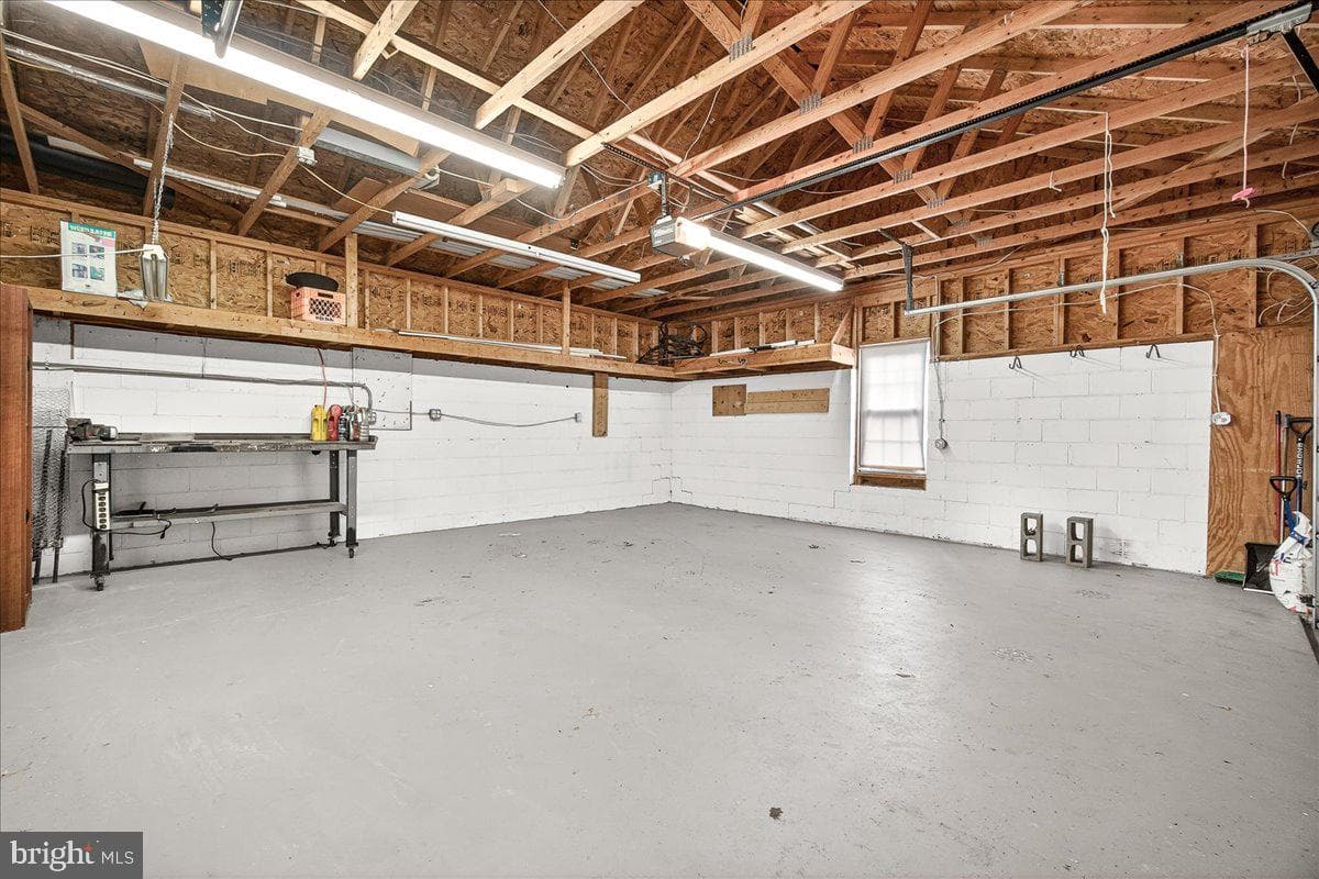 1032 Rose Hill Avenue photo 28