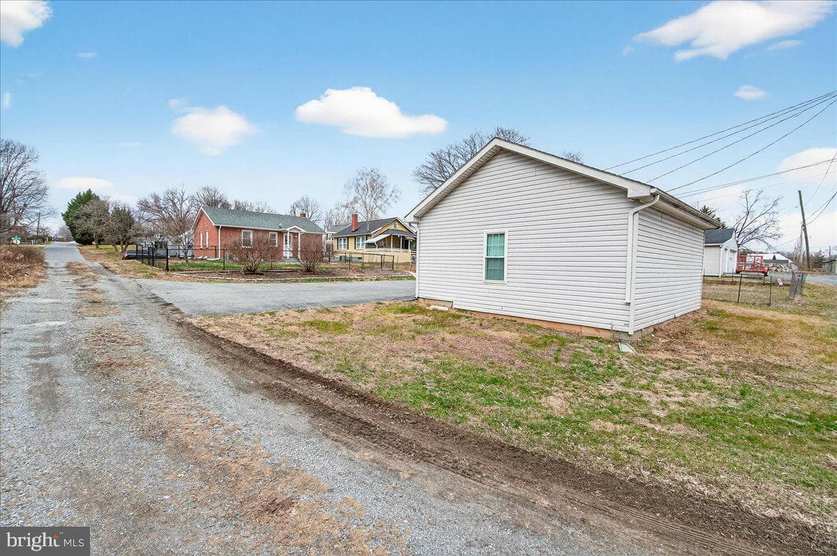 1032 Rose Hill Avenue photo 30