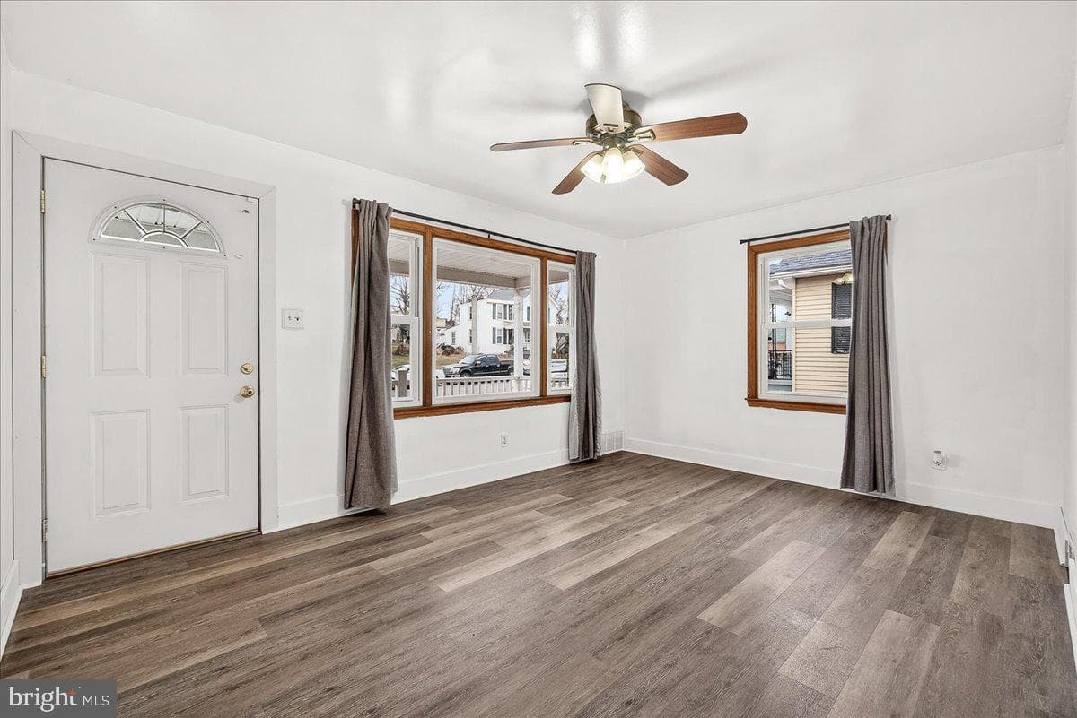 1032 Rose Hill Avenue photo 5