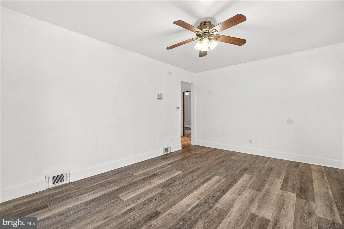 1032 Rose Hill Avenue photo 7